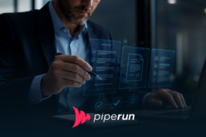 Executivo interage com documentos digitais em escritório tecnológico, ilustrando CRM para emitir e gerenciar contratos comerciais.