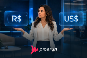 Executiva observa hologramas de reais e dólares ao avaliar quanto custa um CRM